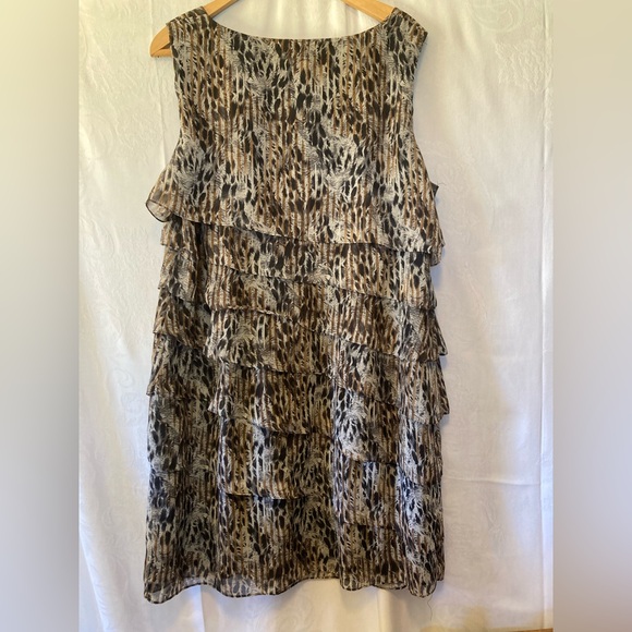 Dressbarn Size 18 Animal Print Sleeveless Tiered Ruffle Dress Party Cruise Midi - Picture 9 of 10